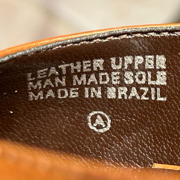 NWOT ETIENNE AIGNER s7 brwn leather heels Cute cut out detail at ankle strap - Picture 5 of 7